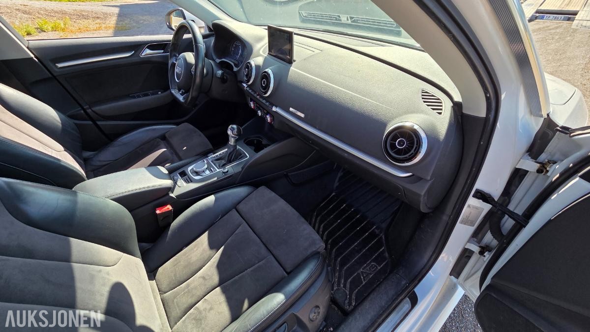 2015 Audi A3, A3 E-TRON 1.4-150 Rep objekt , 156000km
