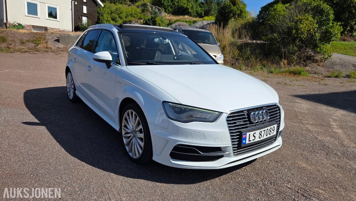 2015 Audi A3, A3 E-TRON 1.4-150 Rep objekt , 156000km