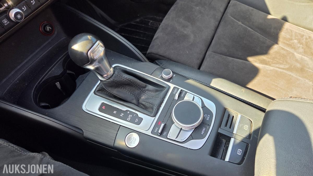 2015 Audi A3, A3 E-TRON 1.4-150 Rep objekt , 156000km
