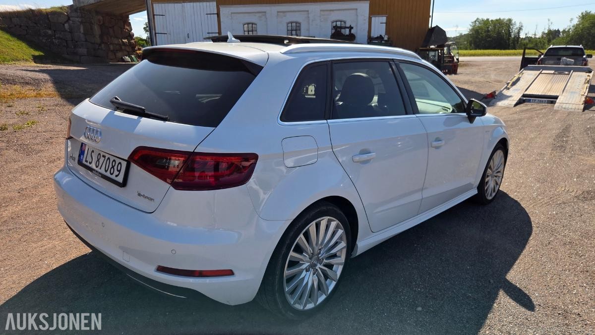 2015 Audi A3, A3 E-TRON 1.4-150 Rep objekt , 156000km