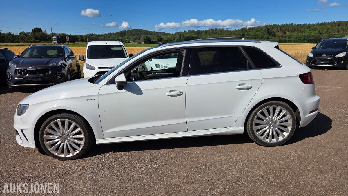 2015 Audi A3, A3 E-TRON 1.4-150 Rep objekt , 156000km