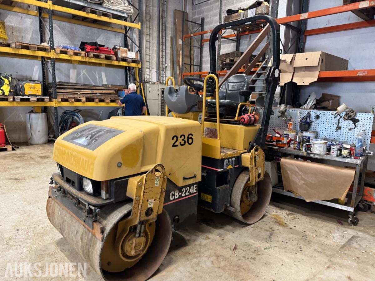 2006 Cat CB-224E VALS