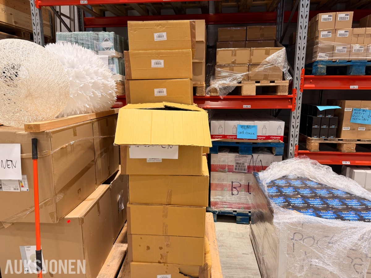 15 stk pendellamper – hvit utside / rosegull innside