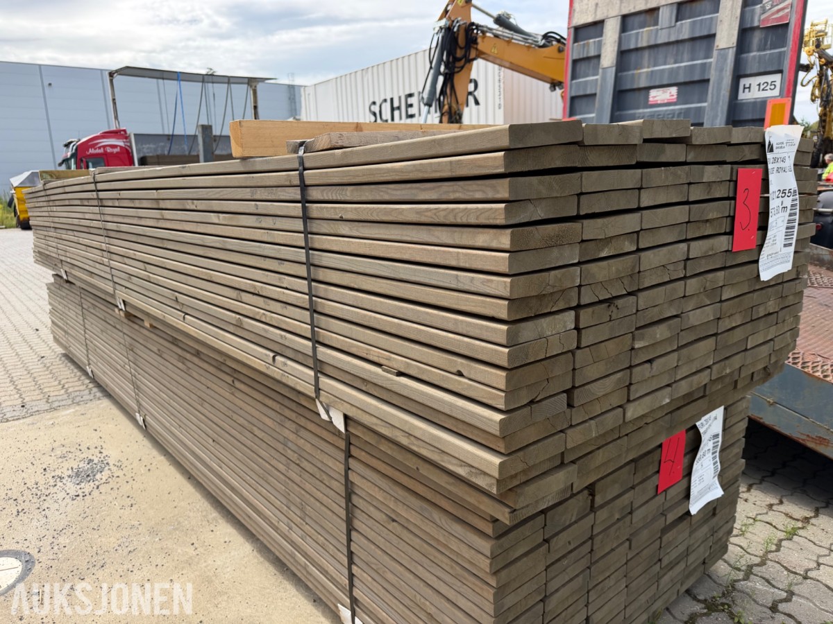 Terrassebord 28 x 145 Glatt Ende sprekk