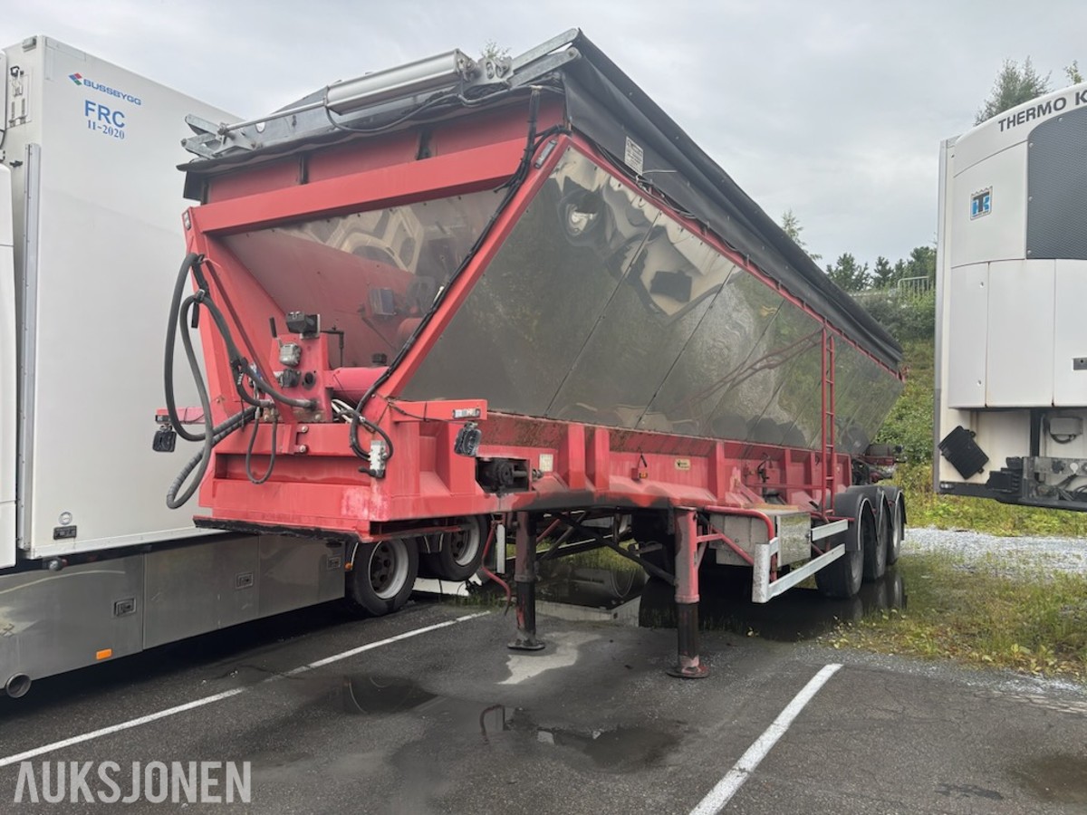1997 Andre 1997 R-R-Trailer asfaltsemi med transportbånd