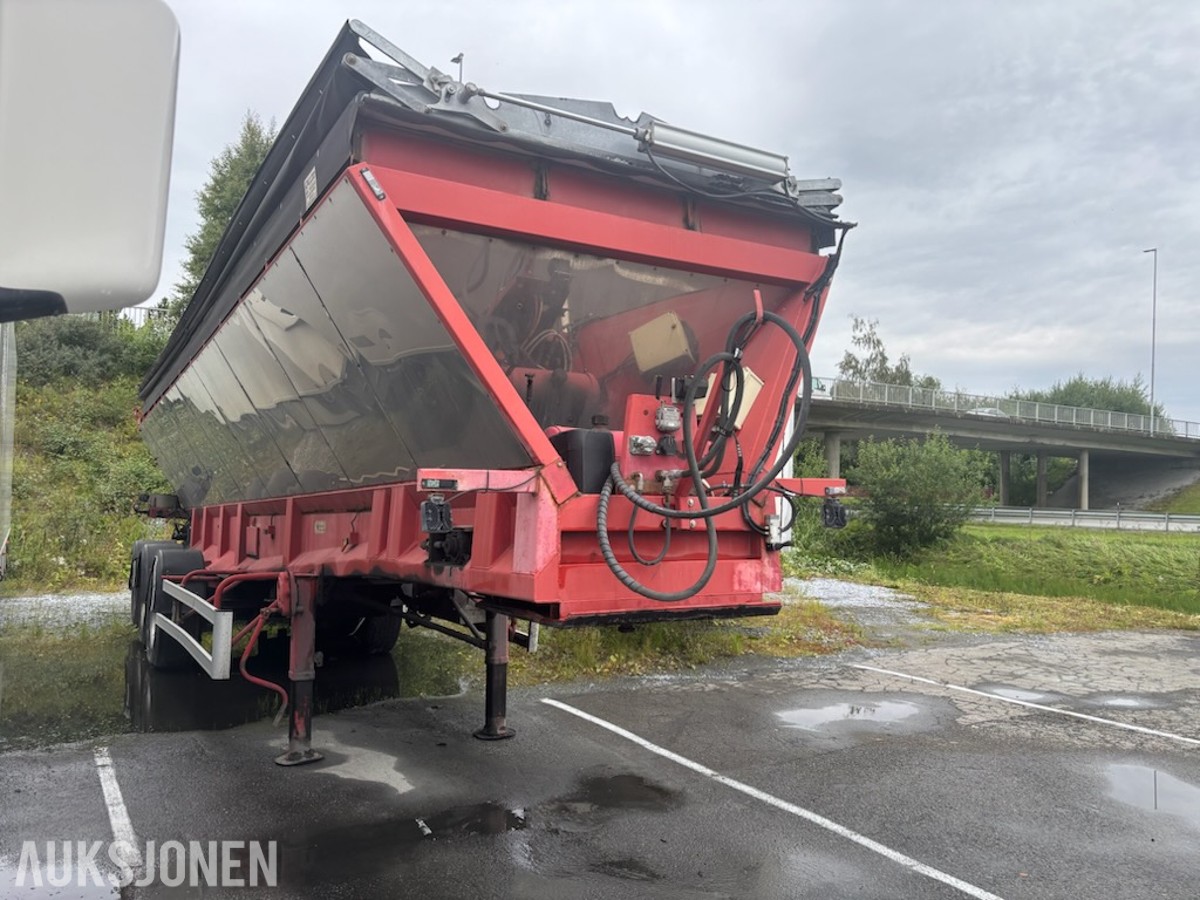 1997 Andre 1997 R-R-Trailer asfaltsemi med transportbånd