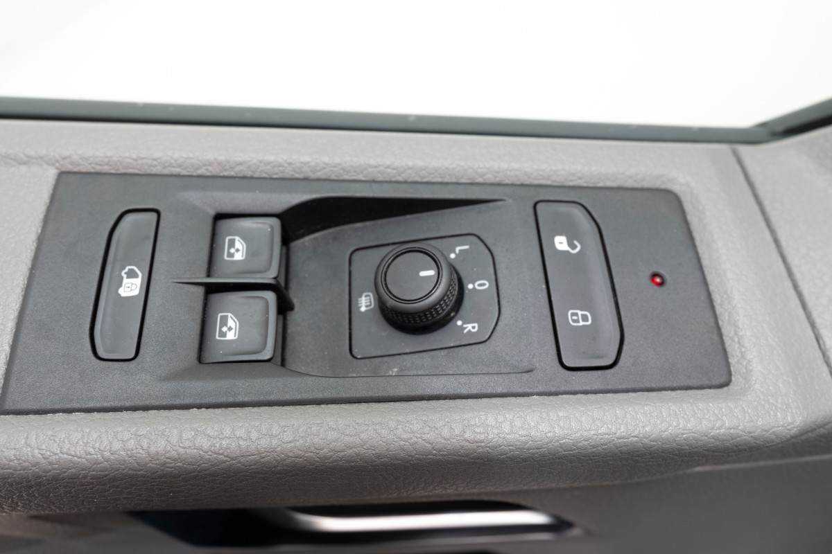2024 Volkswagen Transporter 2,0 TDI 150 HK LANG 4MOTION AUT HENGERFESTE ACC VARMER KAMERA