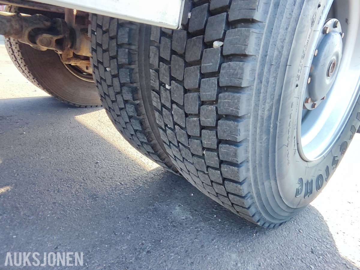 2003 Mercedes-Benz 1828A/42AT 4X4 PLANBIL MED PALFINGER KRAN