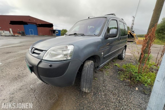 2006 Peugeot Partner 1.6 90hk 4X4 DEFA VARMER HENGERFESTE S+V DEKK 144000km