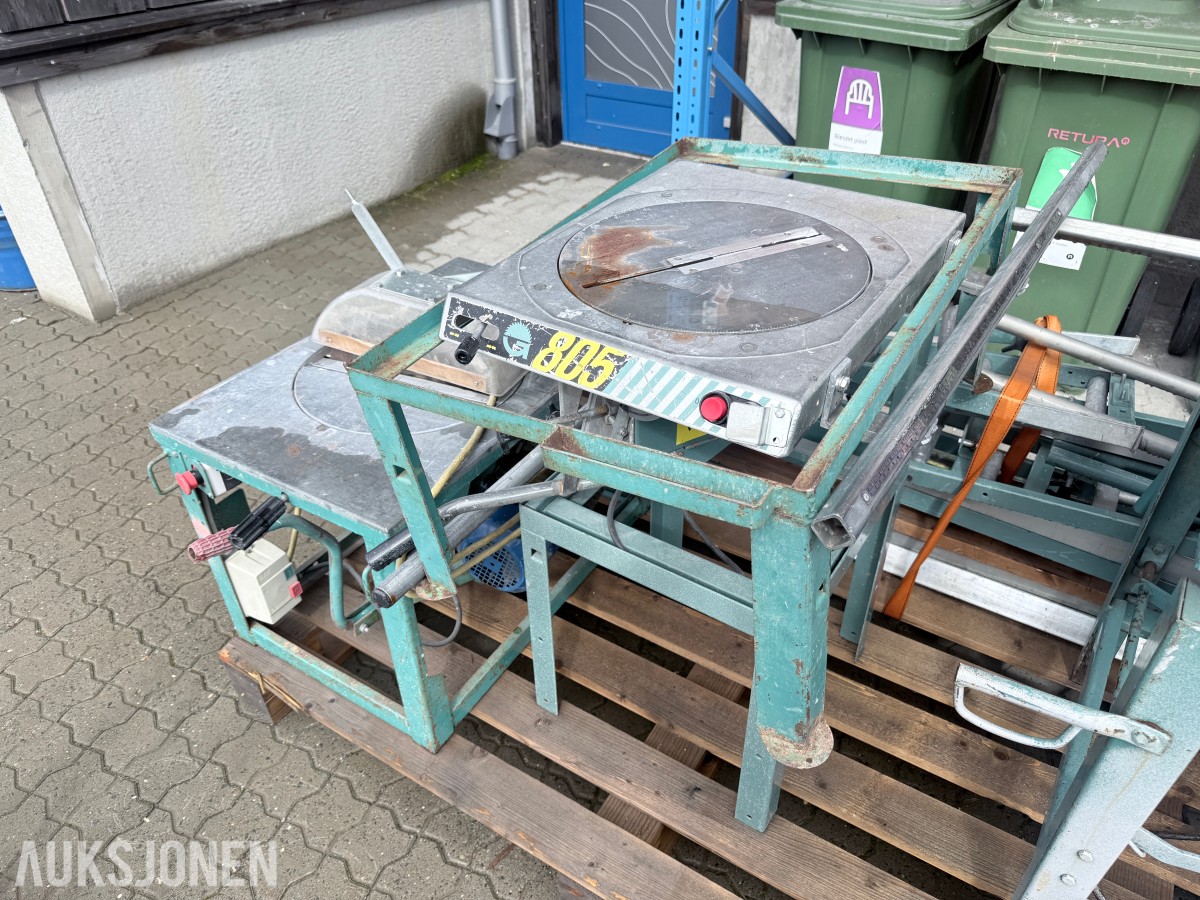 2 stk elektriske bordsager med rullebord