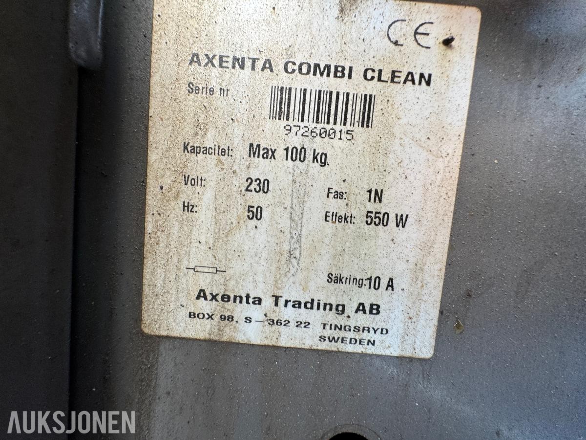 1984 Verksted container 20 fot isolert med innhold ( 01 )