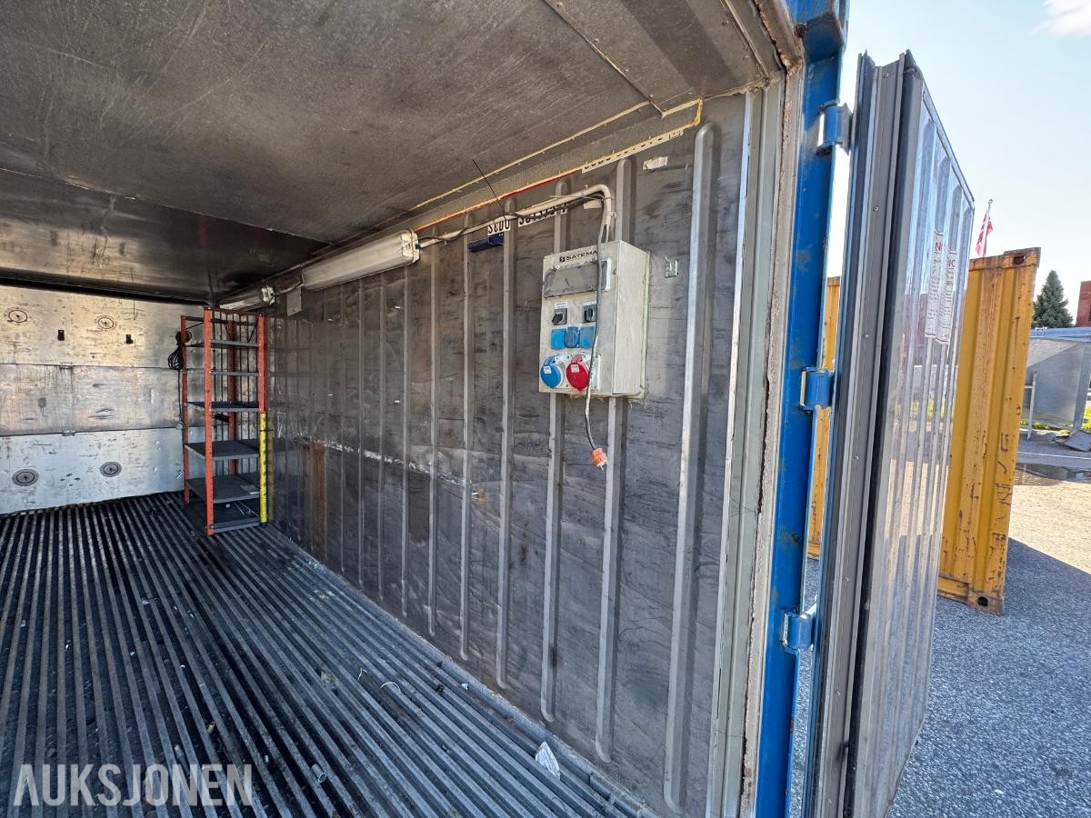 Lager container 20 fot isolert med reoler / skap ( 02 )