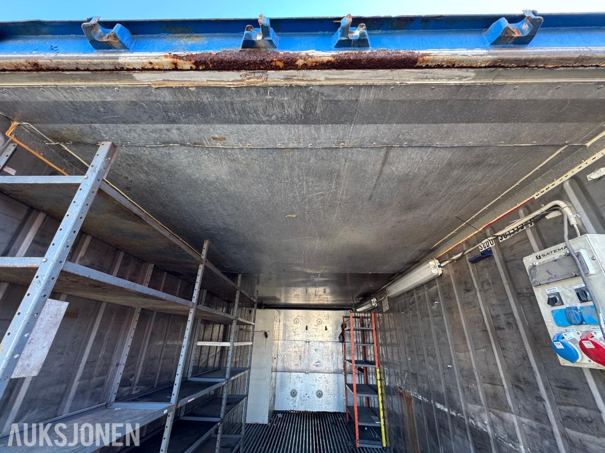 Lager container 20 fot isolert med reoler / skap ( 02 )