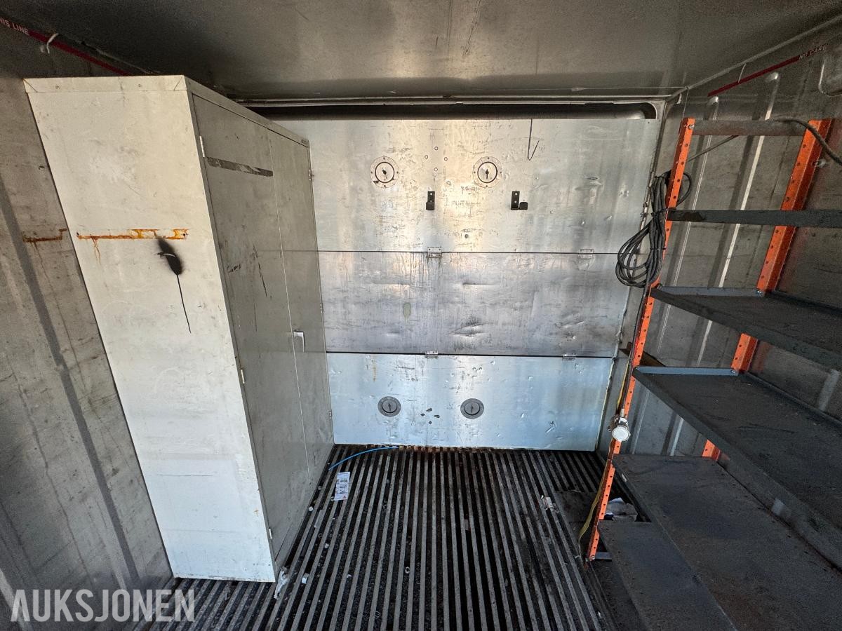 Lager container 20 fot isolert med reoler / skap ( 02 )