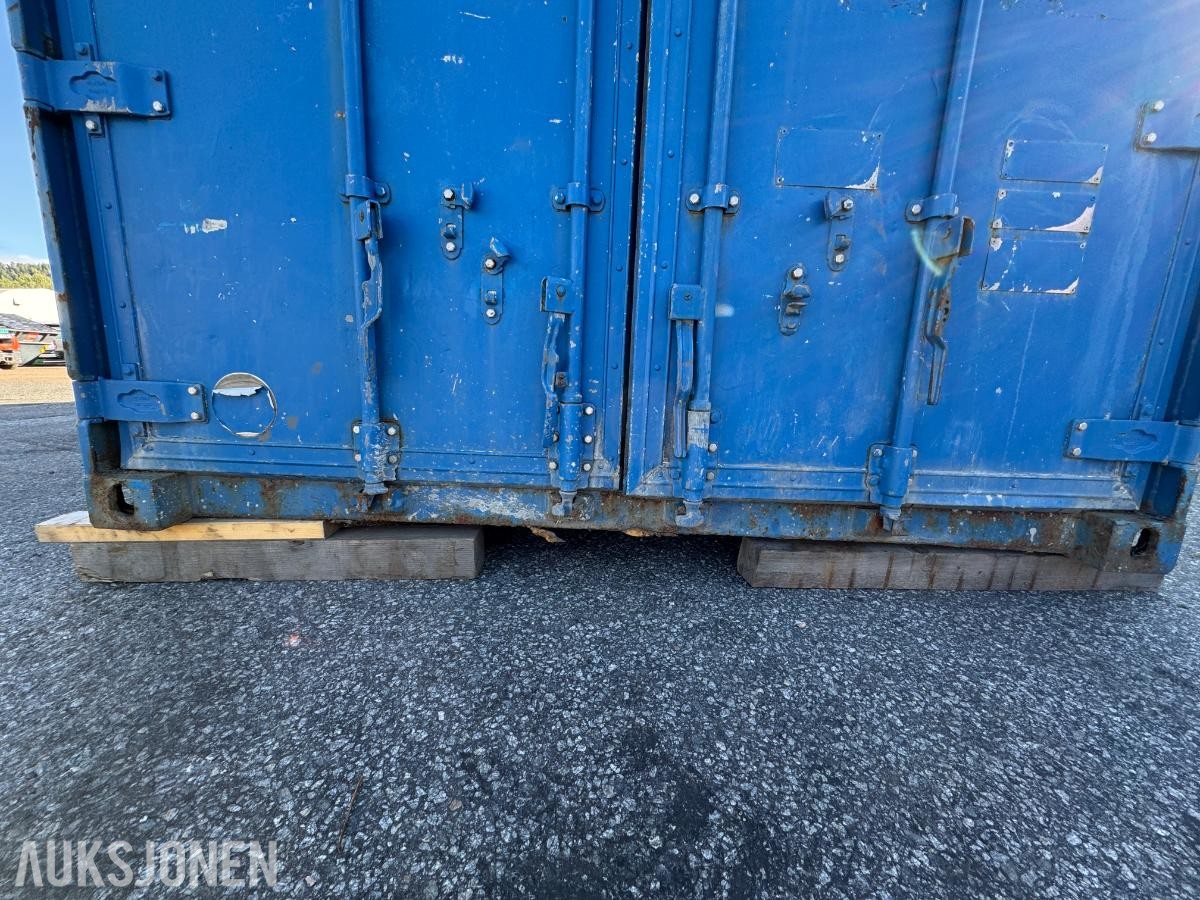 Lager container 20 fot isolert med reoler / skap ( 02 )