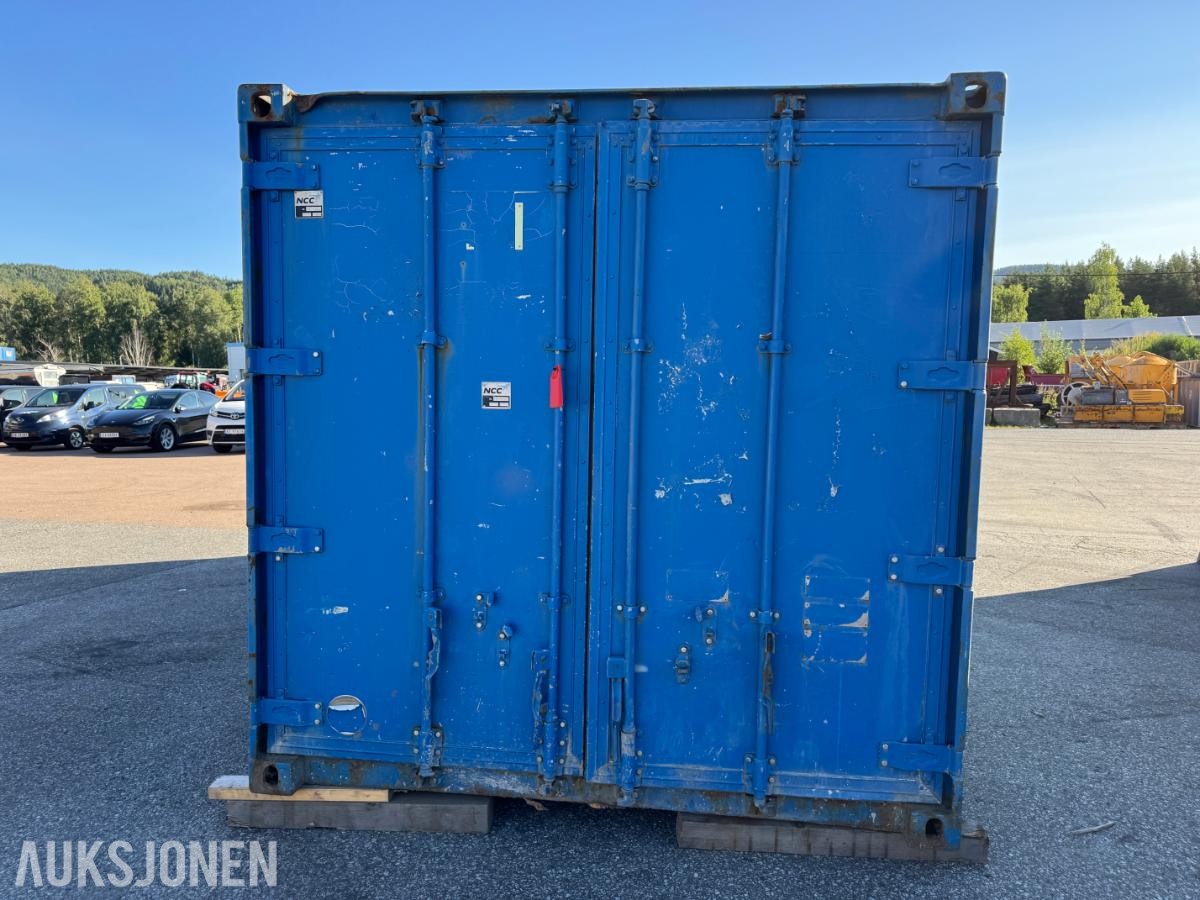 Lager container 20 fot isolert med reoler / skap ( 02 )