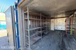 Lager container 20 fot isolert med reoler / skap ( 02 )
