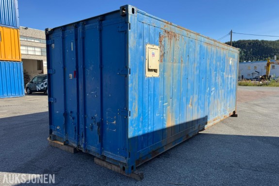 Lager container 20 fot isolert med reoler / skap ( 02 )