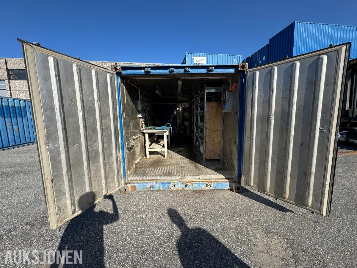 Verksted container 20 fot isolert med innhold ( 04 )