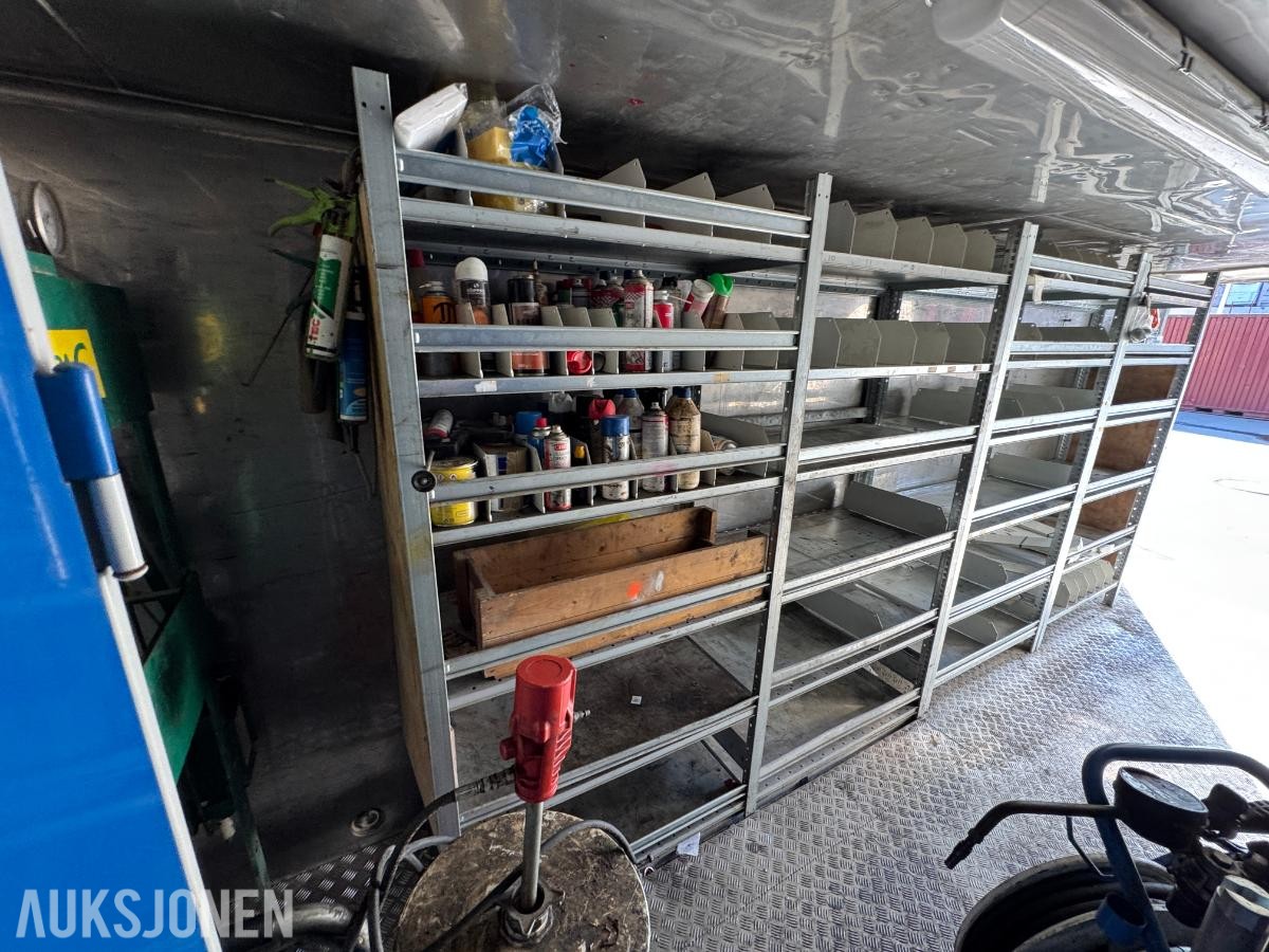 Verksted container 20 fot isolert med innhold ( 04 )