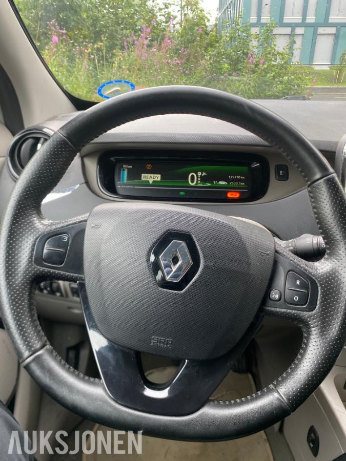 2016 Renault Zoe Ryggekamera, Setevarmer S+V dekk EU ok til 06.2026
