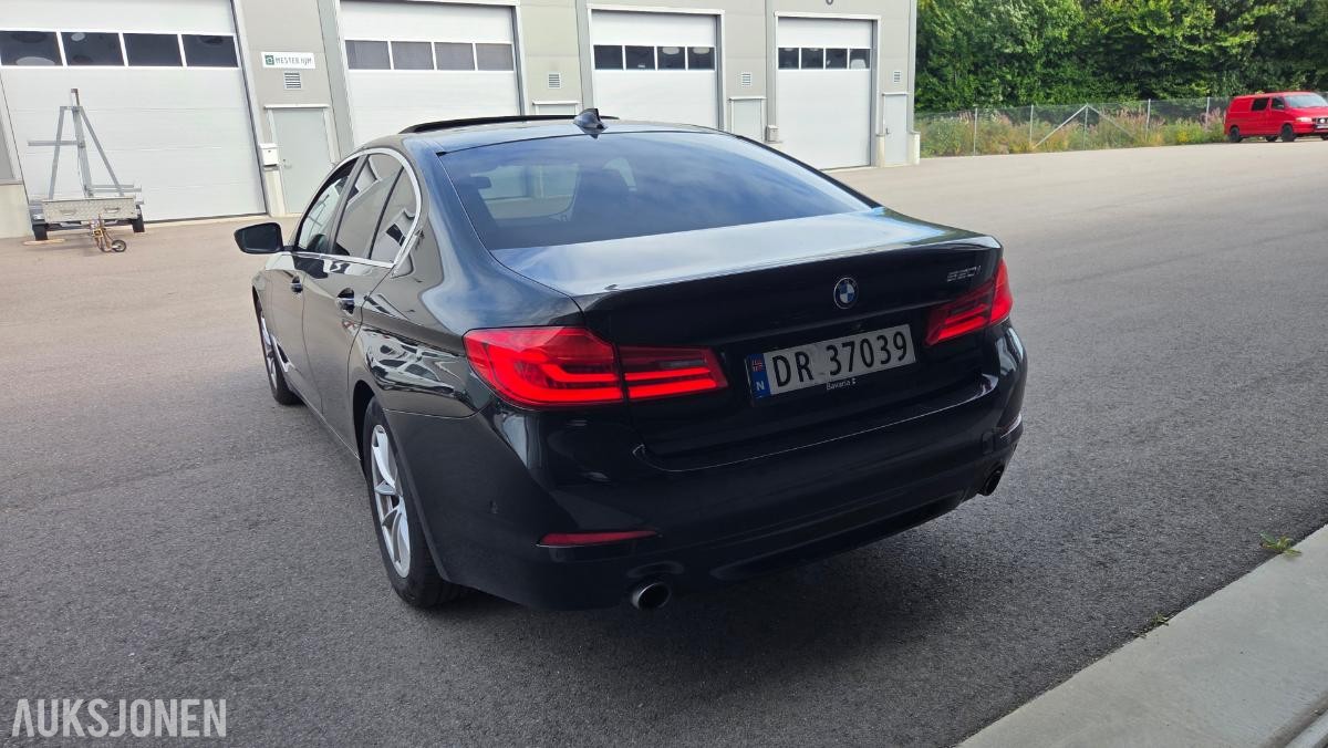 2017 BMW 5-serie, 520i Rep objekt , 203000km