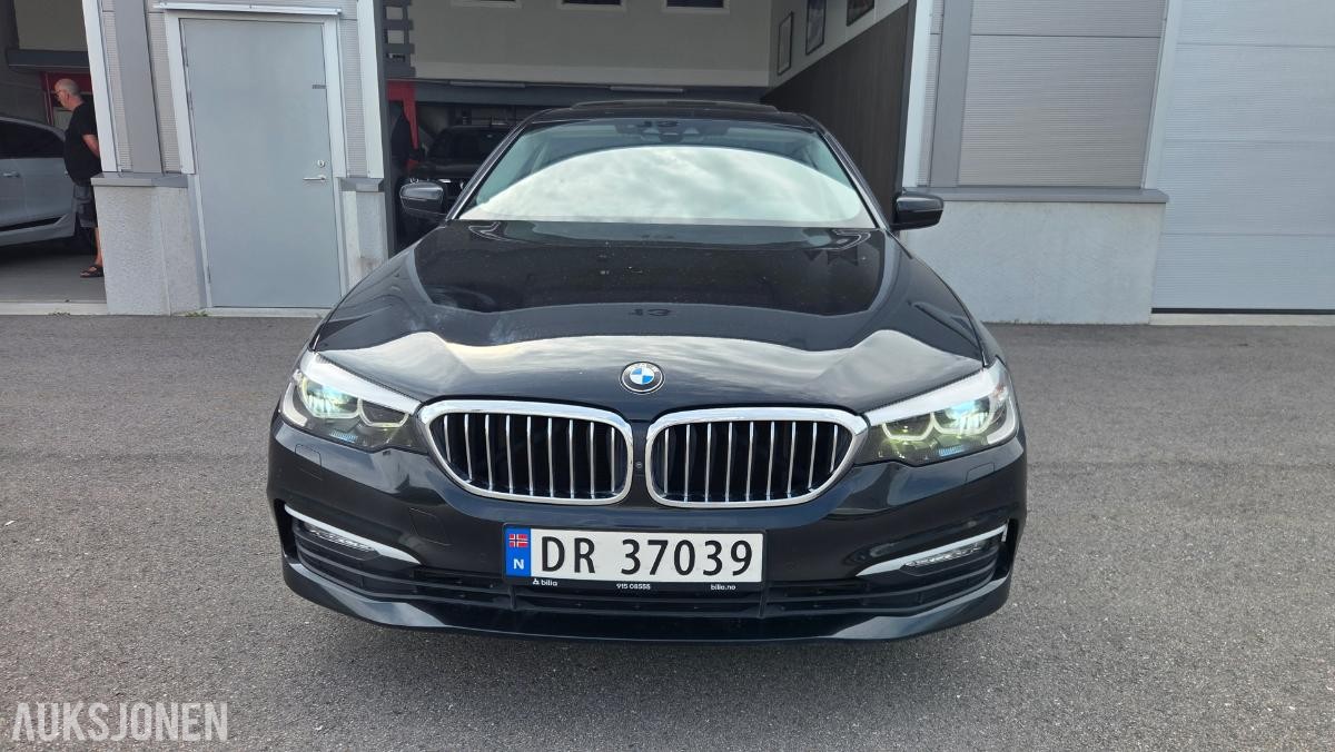 2017 BMW 5-serie, 520i Rep objekt , 203000km