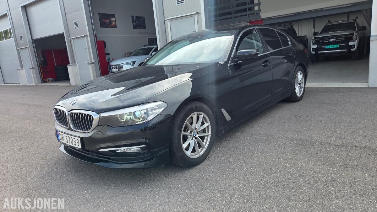 2017 BMW 5-serie, 520i Rep objekt , 203000km