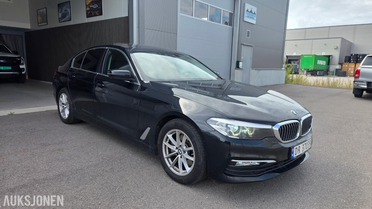 2017 BMW 5-serie, 520i Rep objekt , 203000km
