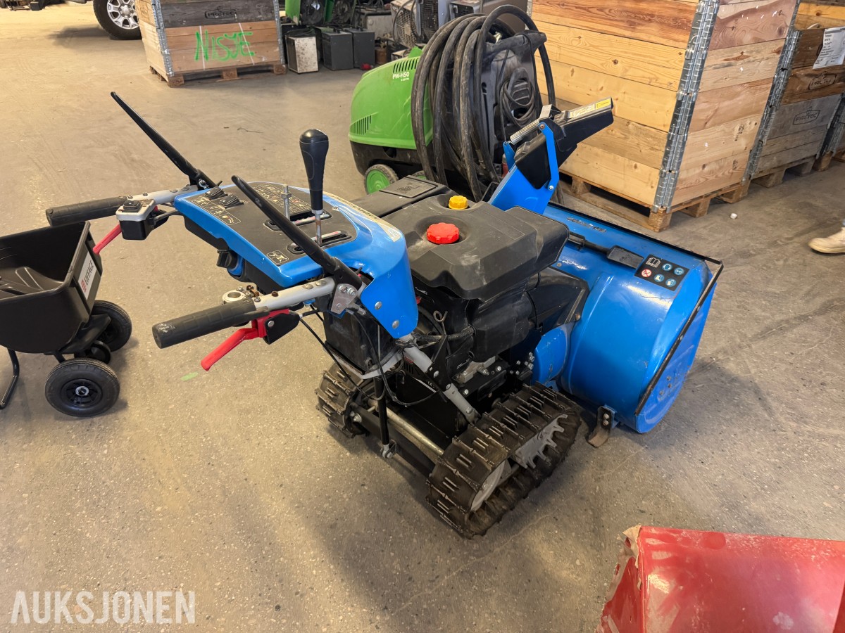 2020 Biltema HST 8613 hydrostatisk snøfreser med beltedrift