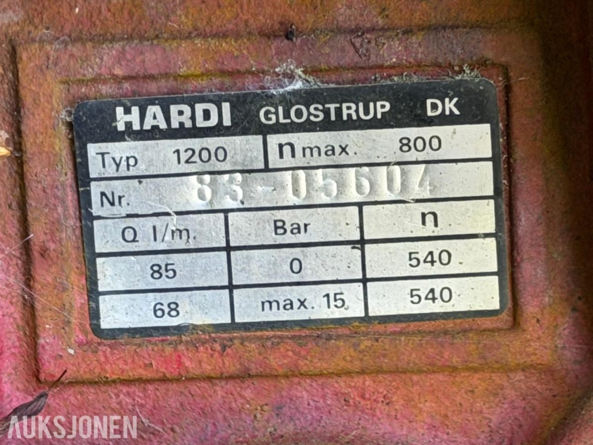 Hardi NK600 åkersprøyte med 600 liters tank