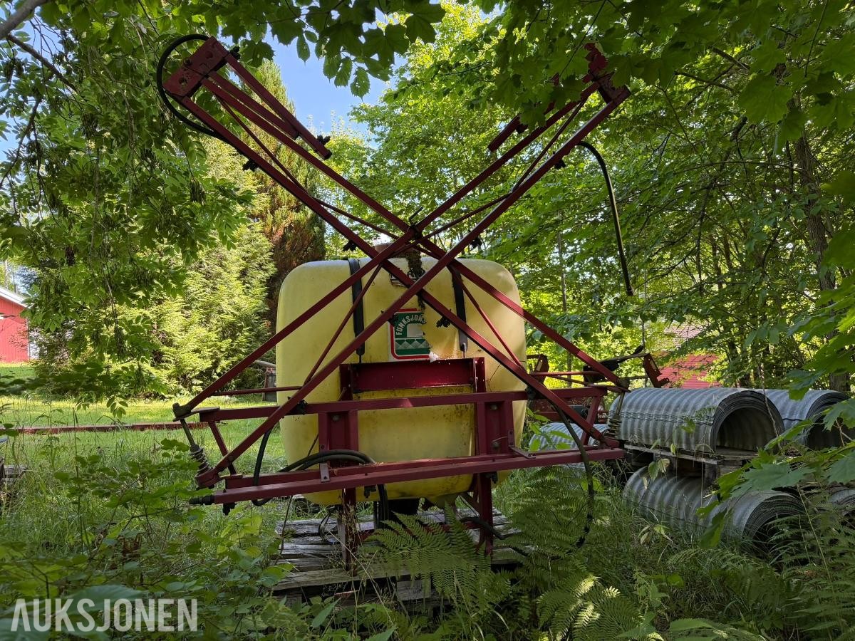 Hardi NK600 åkersprøyte med 600 liters tank