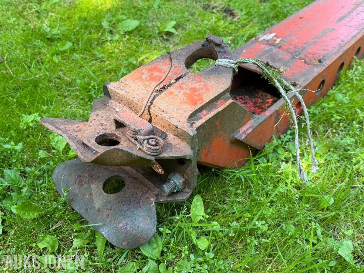 1982 Stiansen & Øya brøyteskjær 2500 med Brøyteramme til traktor