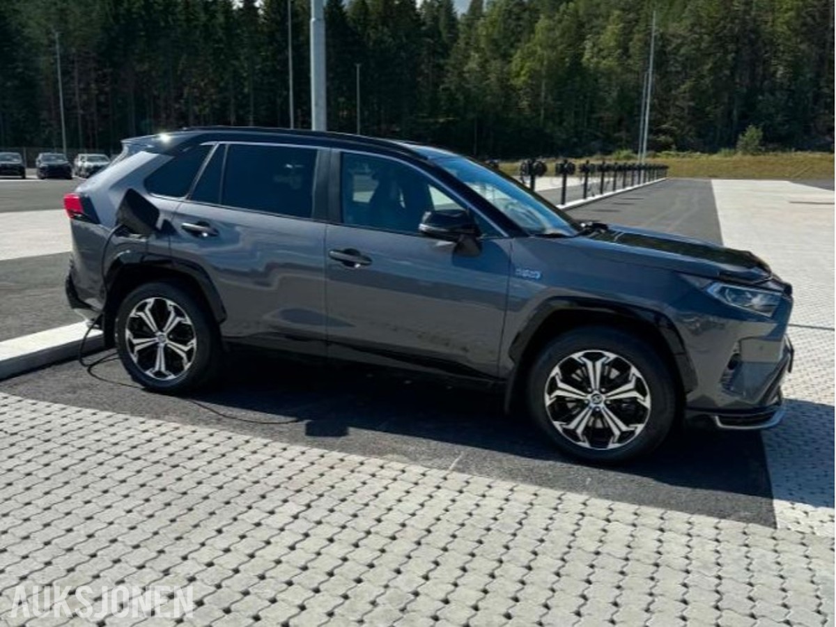 2021 Toyota RAV4 PHEV AWD-i Executive Bi-Tone Adaptiv cruisekontroll, Ryggekamera