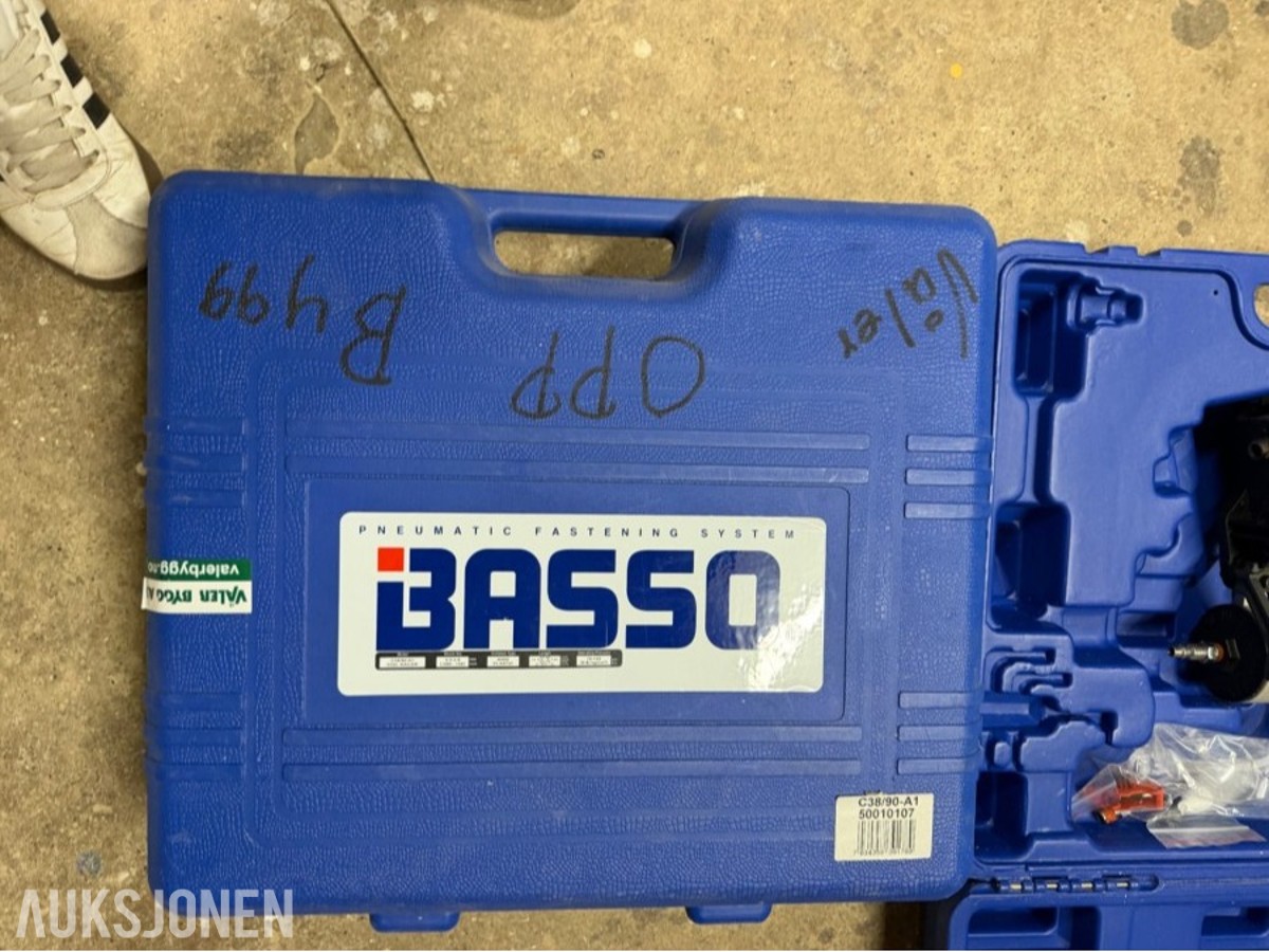 Basso Spikerpistoler