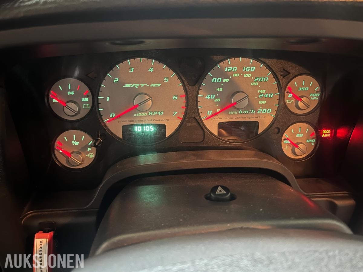2004 Dodge RAM SRT-10, RAM 8.3-506, 10111km