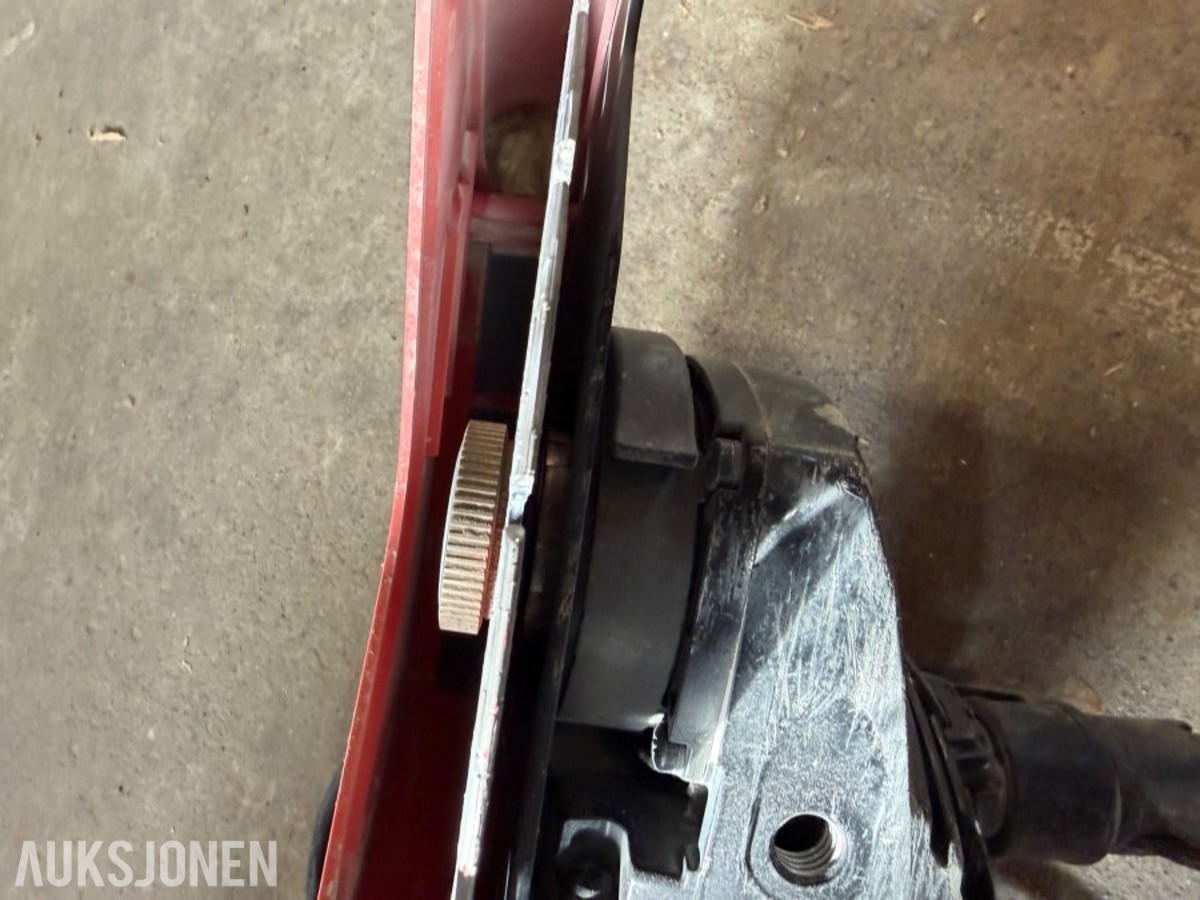 Hilti Vinkelsliper og betongborrmaskin