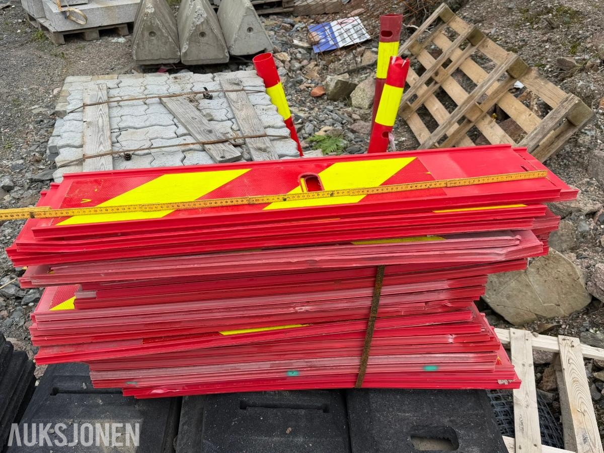 Sebraflex - Hindermarkering med refleksplater og gummiføtter