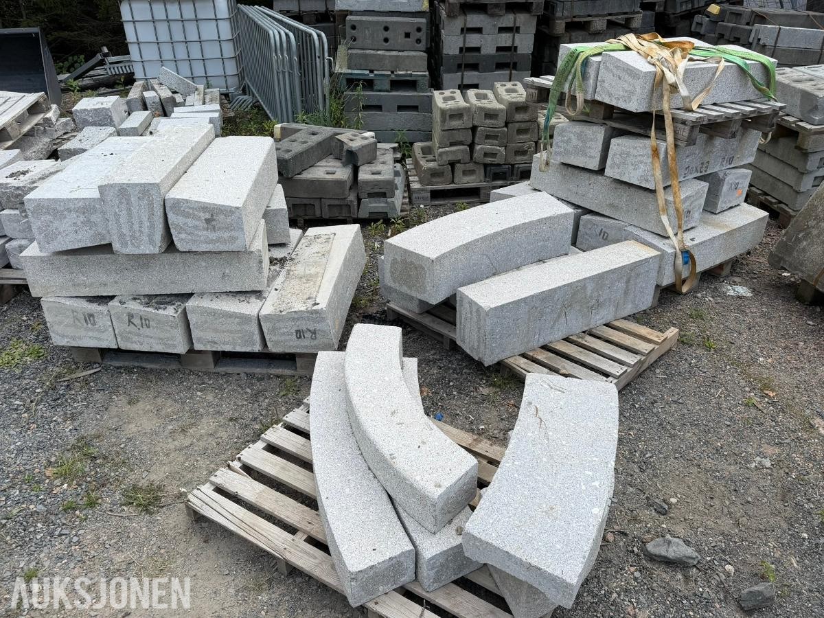 Buede kantstein - Radiestein i grå granitt - Selges samlet
