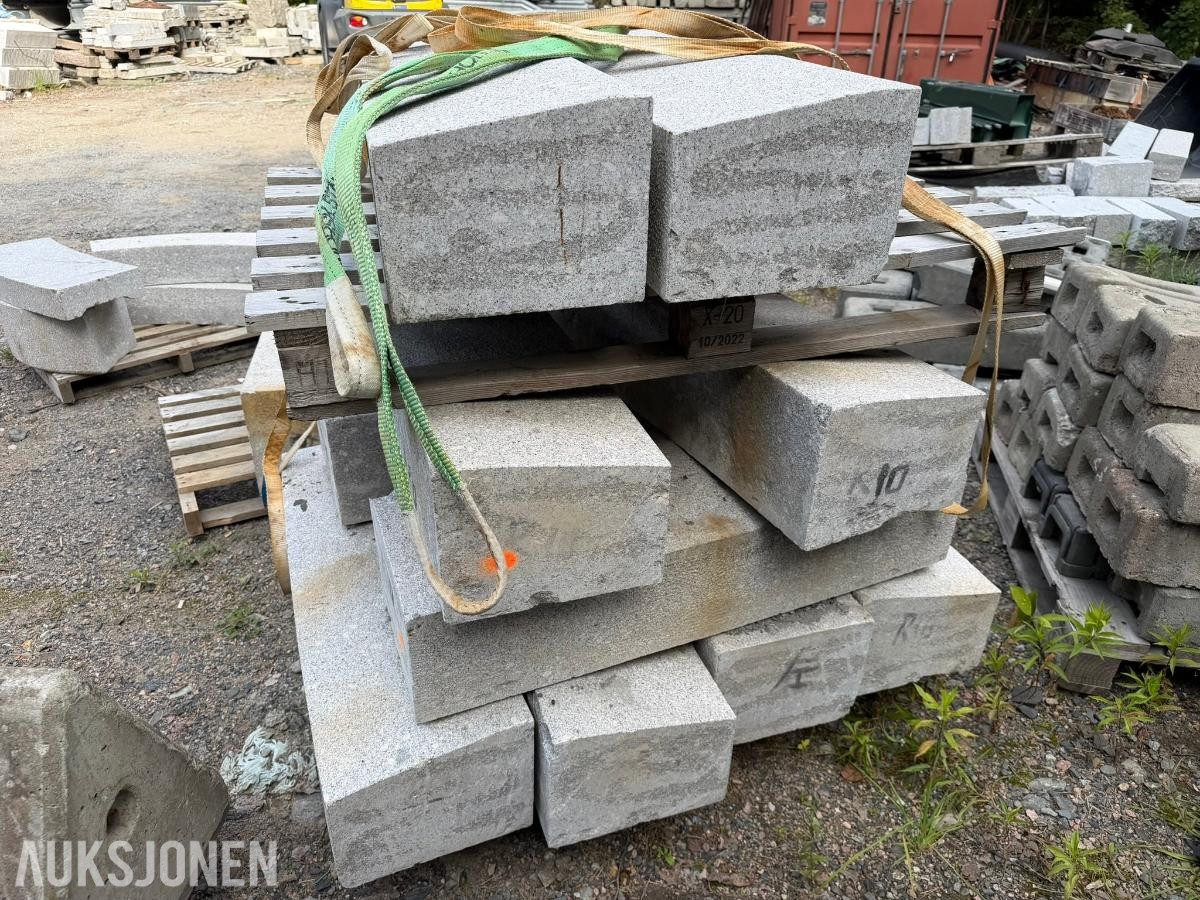 Buede kantstein - Radiestein i grå granitt - Selges samlet