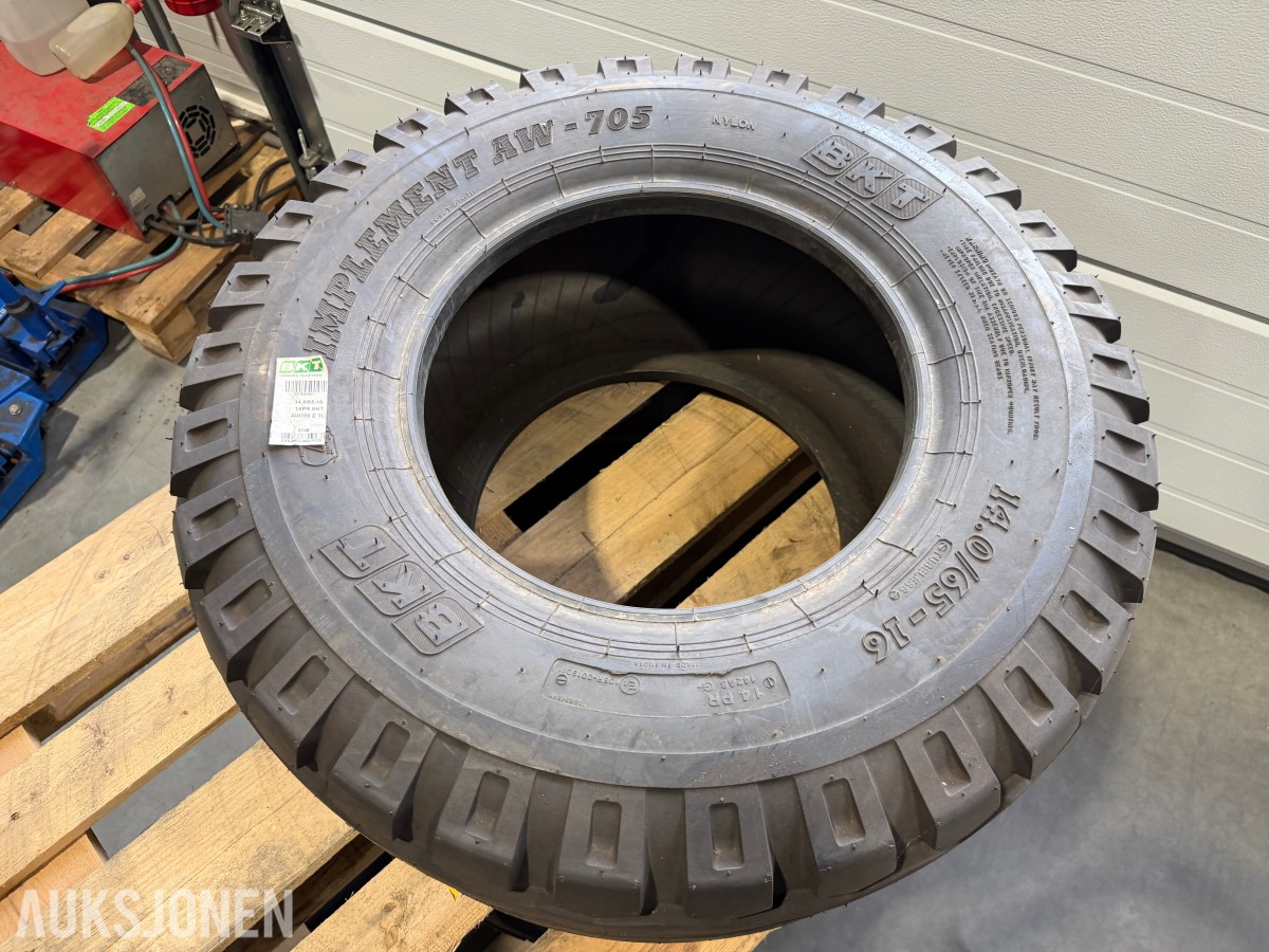 BKT Implement AW-705 14.0/65-16 – 14PR Tubeless redskapsdekk