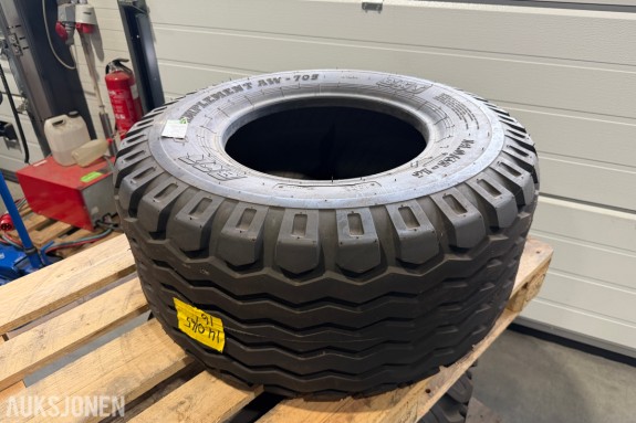 BKT Implement AW-705 14.0/65-16 – 14PR Tubeless redskapsdekk
