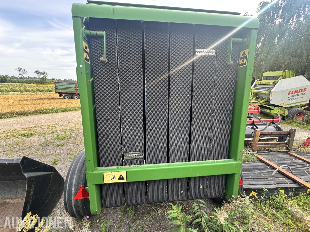 John Deere 550 rundballepresse
