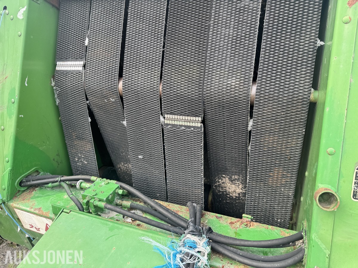 John Deere 550 rundballepresse