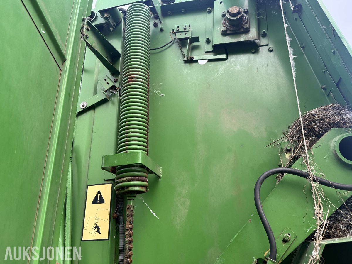 John Deere 550 rundballepresse