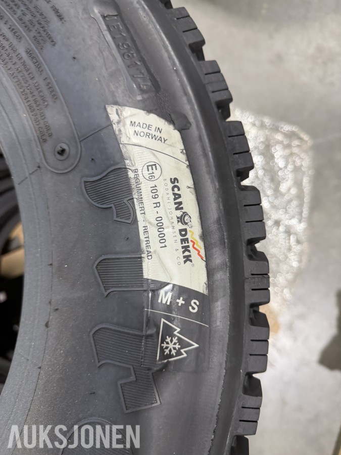 Scandekk K817 225/75R17.5 129/127M - 4 stk regummierte vinterdekk