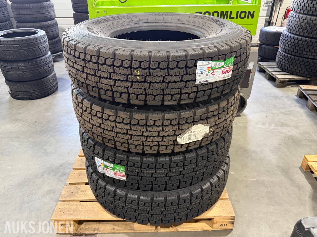 Doublestar DSR868 315/80R22.5 20PR 156/150L - 4 stk drivdekk