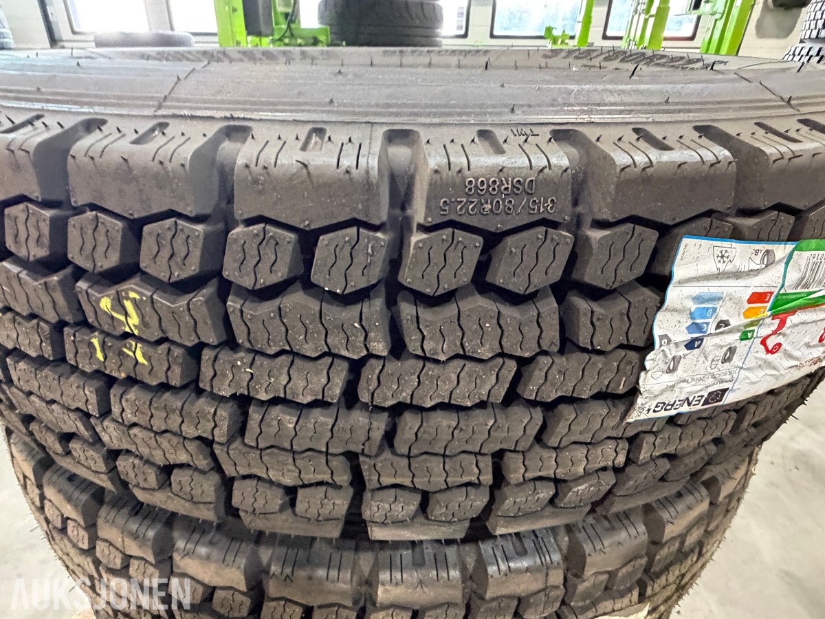 Doublestar DSR868 315/80R22.5 20PR 156/150L - 4 stk drivdekk