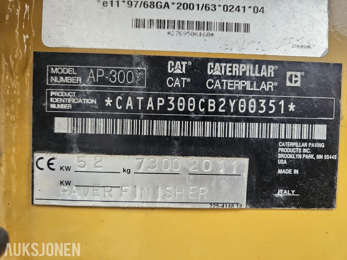 2011 Cat AP-300 asfaltutlegger/paver - 1440T