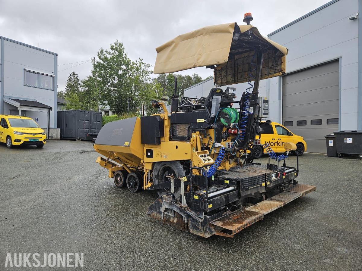 2011 Cat AP-300 asfaltutlegger/paver - 1440T
